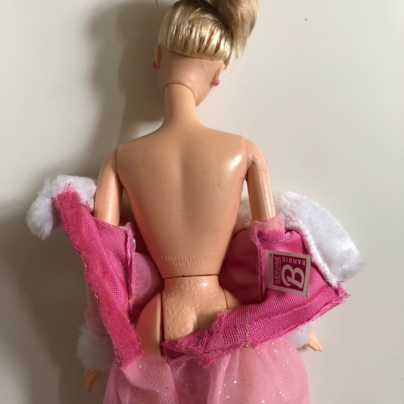 ⭐️Host Pick⭐️ - Jewel Skating Barbie - Picture 7 of 11